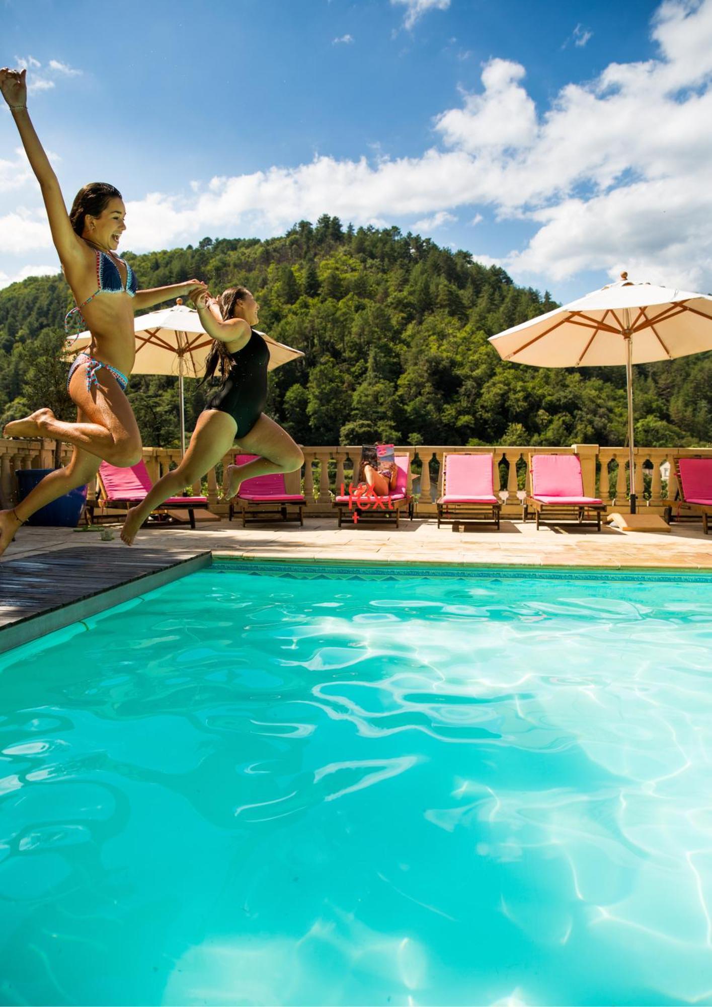 Villa Aimee Luxury Apartments With Heated Pool 발 레 뱅 외부 사진