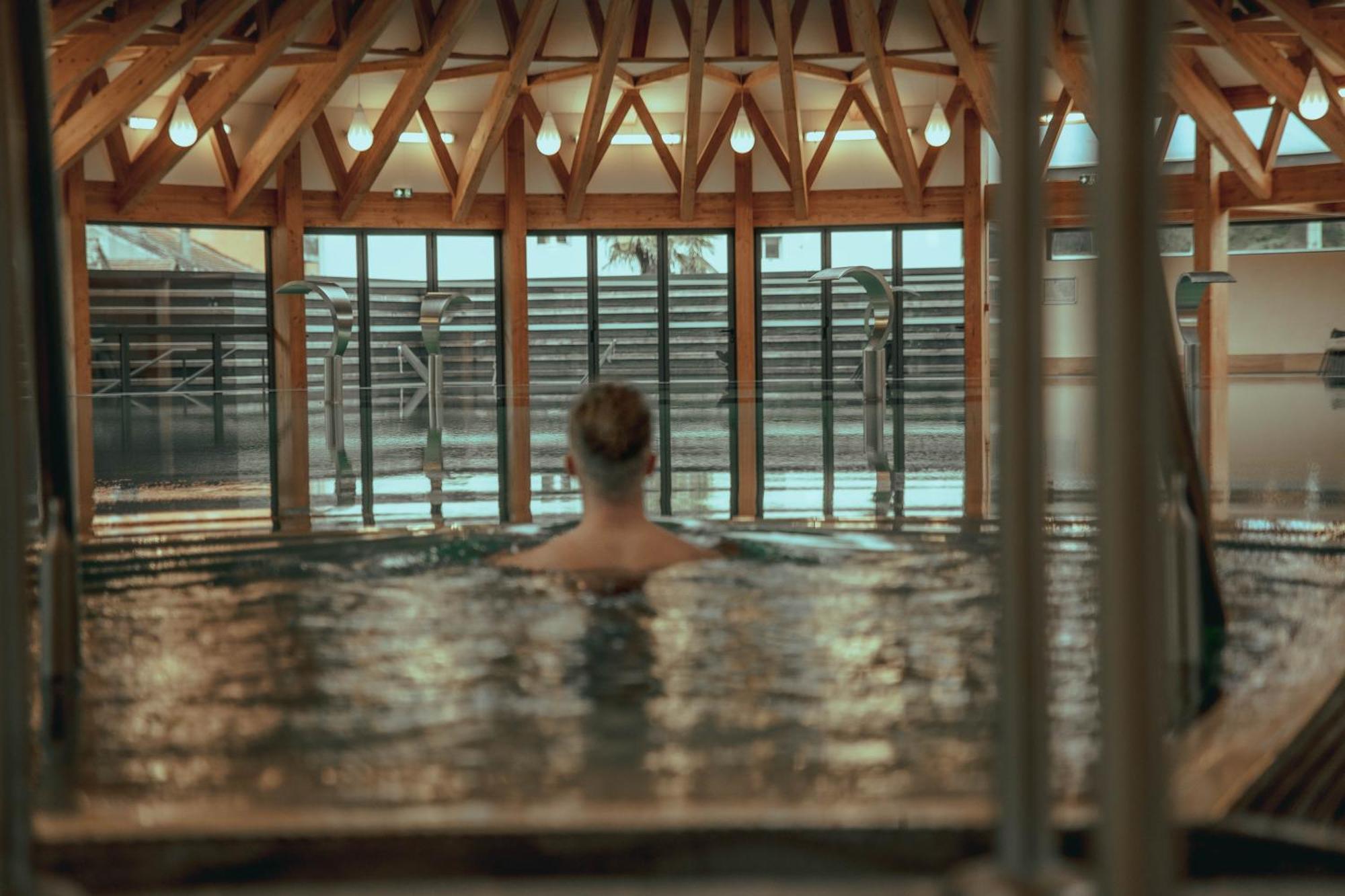 Villa Aimee Luxury Apartments With Heated Pool 발 레 뱅 외부 사진